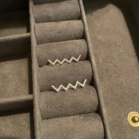 EF Collection 14k White Gold Diamond Pair Zigzag Ear Cuffs Climbers - Picture 1 of 4